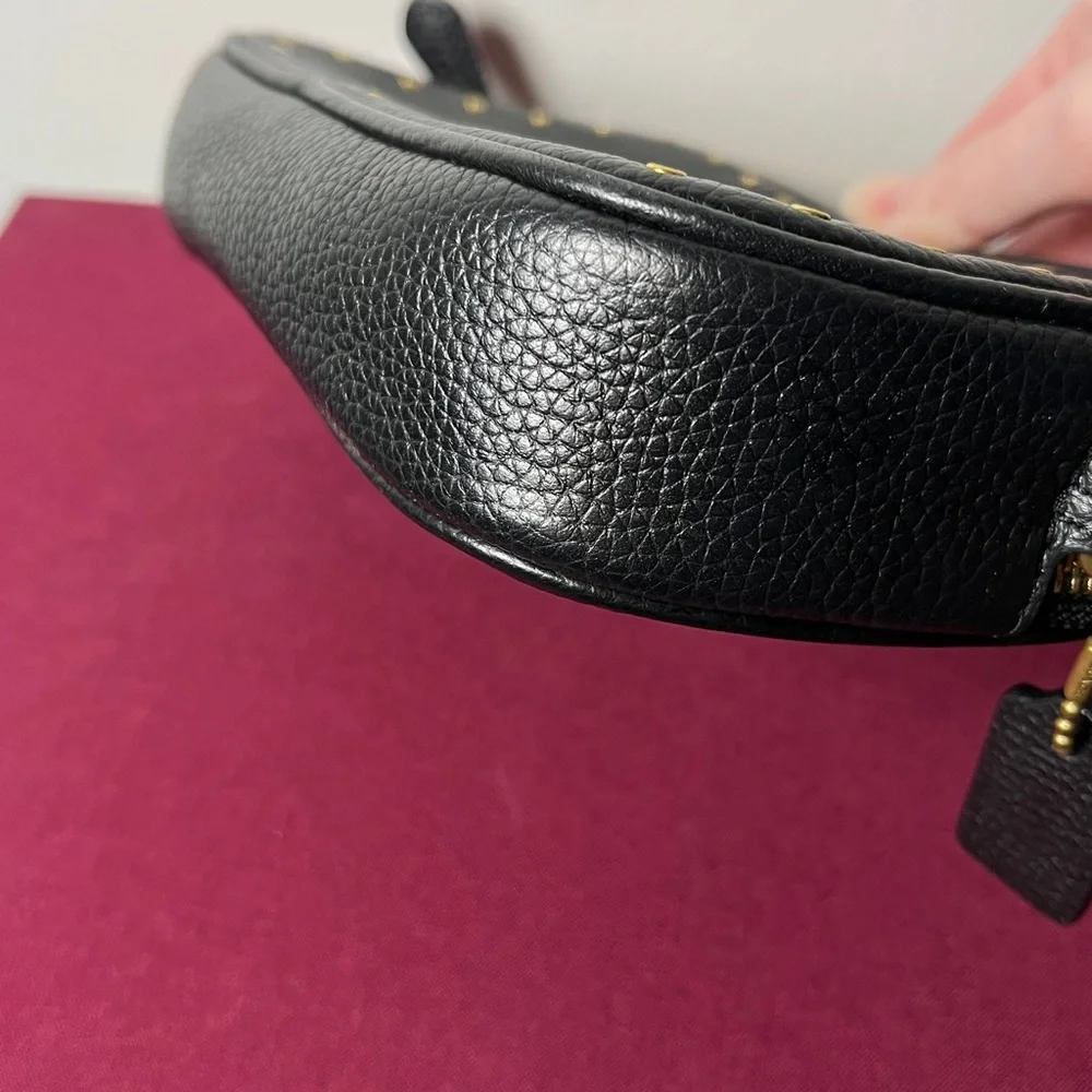 COACH Sadie Border BRDR Rivet Clutch Black Pebble Leather Crossbody *No Strap* - Picture 8 of 15